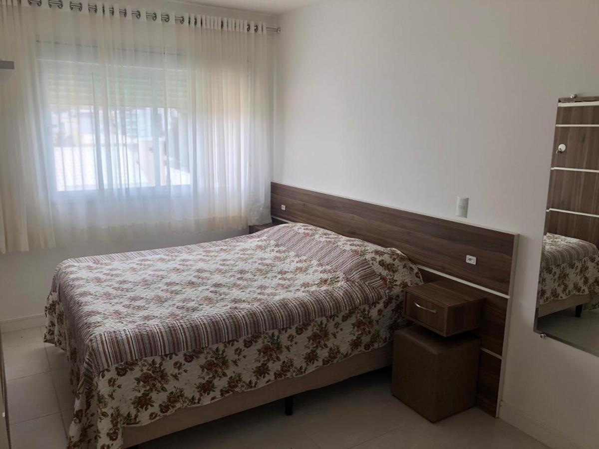 Lindo Apartamento Praia De Palmas Apartamento Governador Celso Ramos Exterior foto