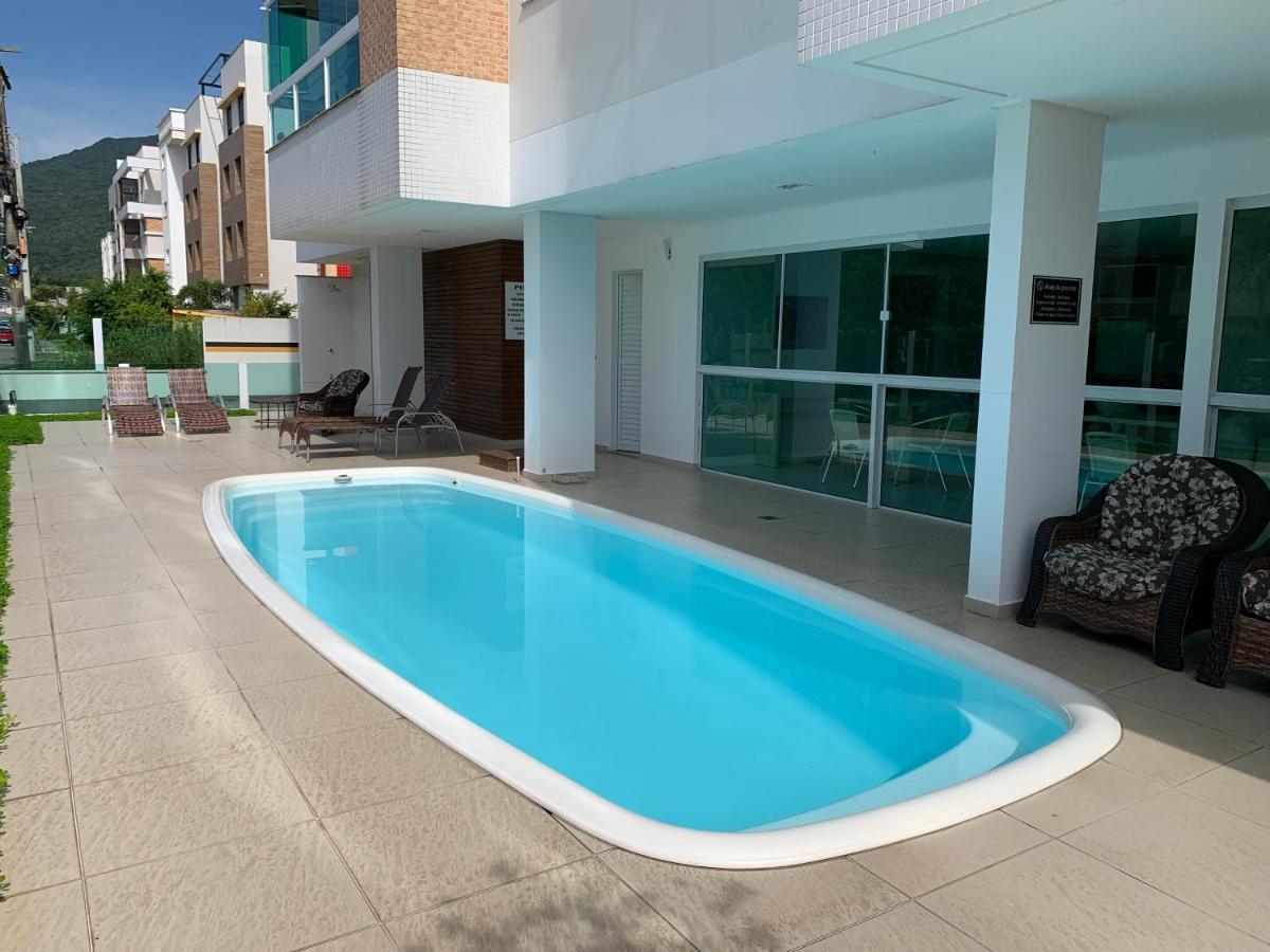 Lindo Apartamento Praia De Palmas Apartamento Governador Celso Ramos Exterior foto