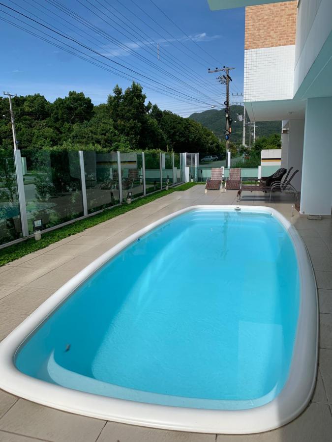 Lindo Apartamento Praia De Palmas Apartamento Governador Celso Ramos Exterior foto